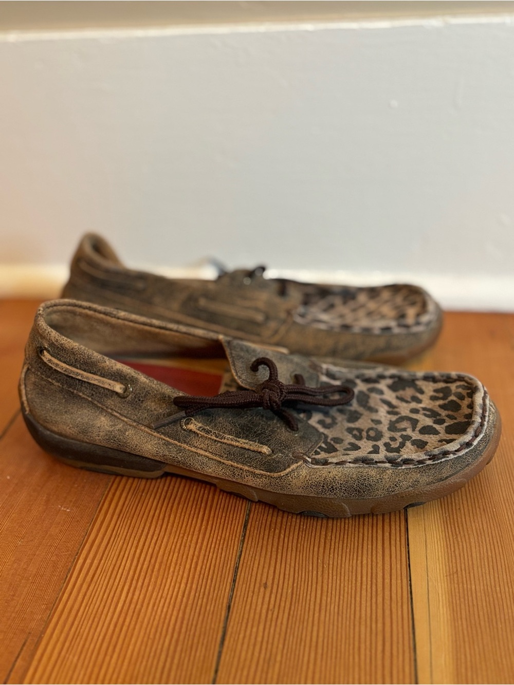 Leopard Print Moccasin-Style Casual Shoes In Distressed Brown View 4